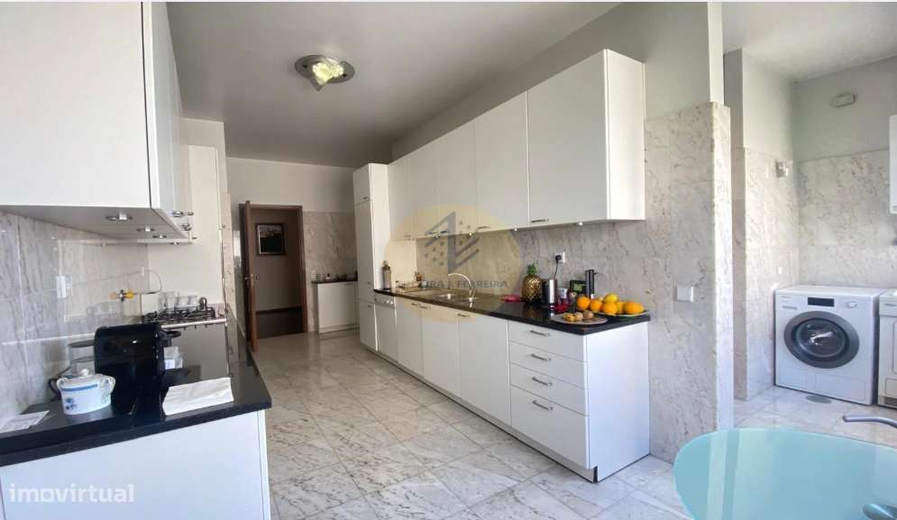 Apartamento T5+1 Boavista/ Aviz- Porto-10