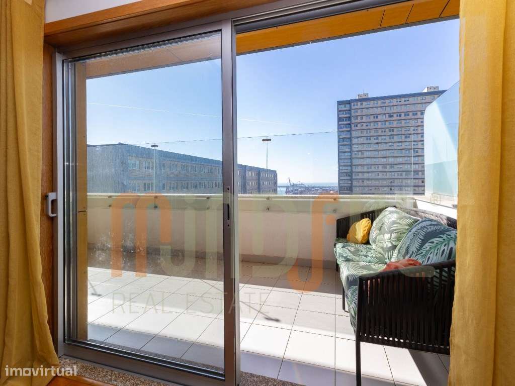 PENTHOUSE PARA VENDA T4, com 2 Suites com Vistas de Mar/Rio, Lugar ...-4