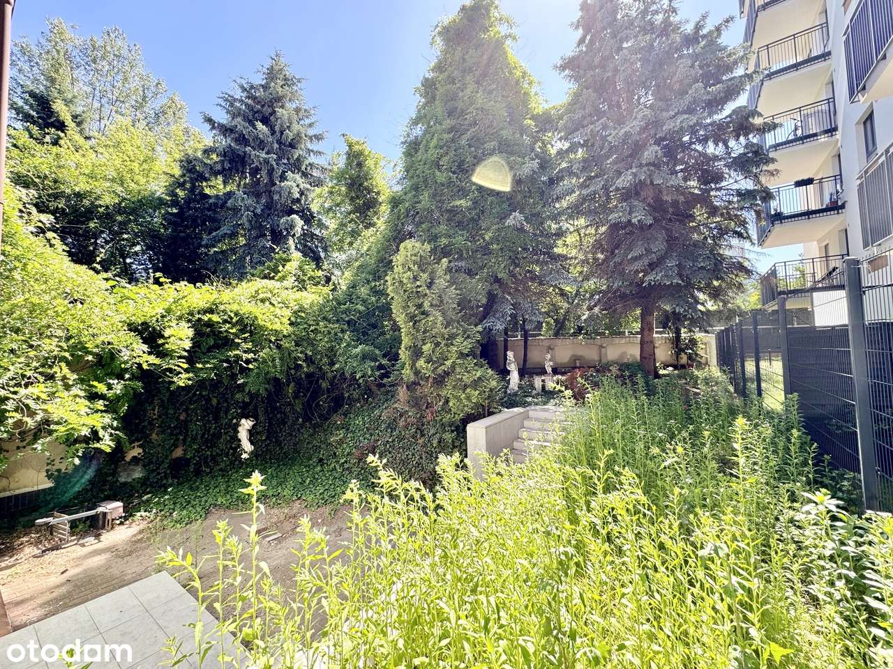 Dom mieszkalno-biurowy z basenem w atrakcyjnej lokalizacji | Mokotów-1