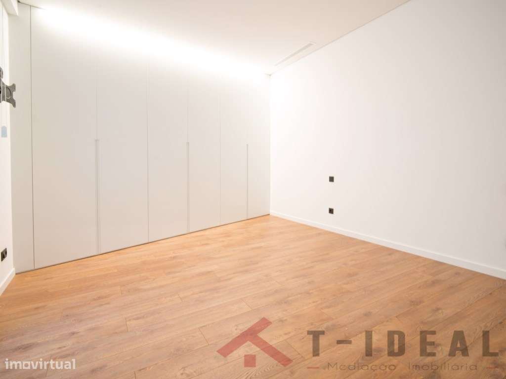 Apartamento T3 no Centro da Lourinhã-33