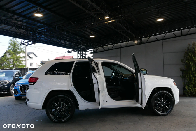 Jeep Grand Cherokee - 9