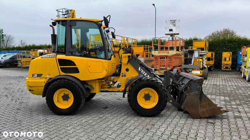 Volvo L 25 F - 4