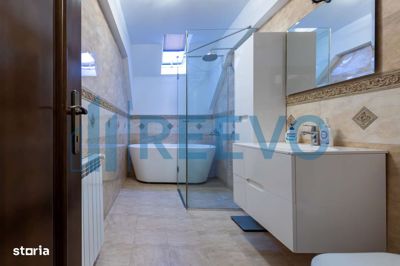 PENTHOUSE de vânzare, Grădina cu Magnolii+ 3 locuri de parcare, COMISI-11