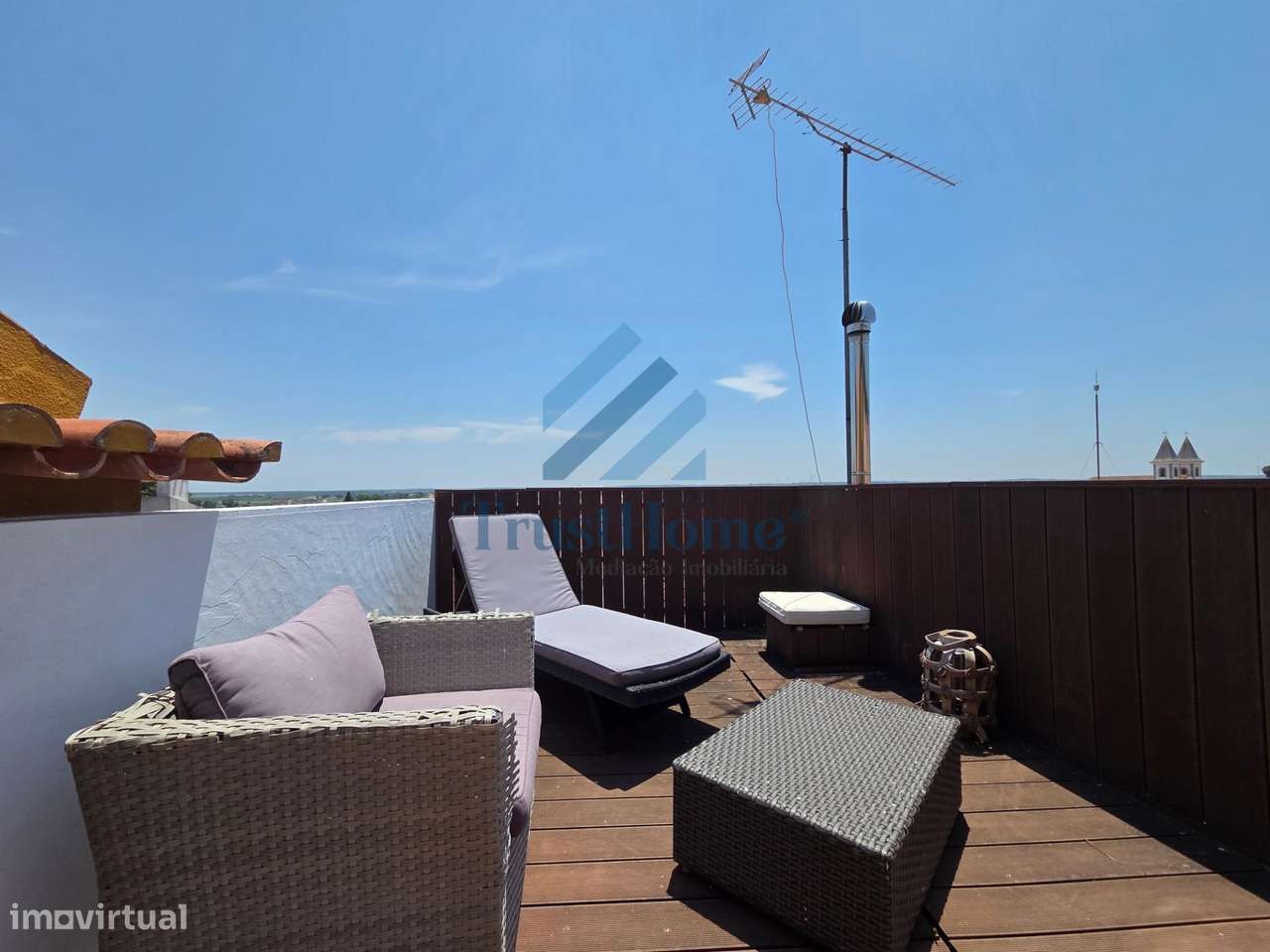 Moradia V5 com jardim, piscina e ginásio no centro de Coruche-36