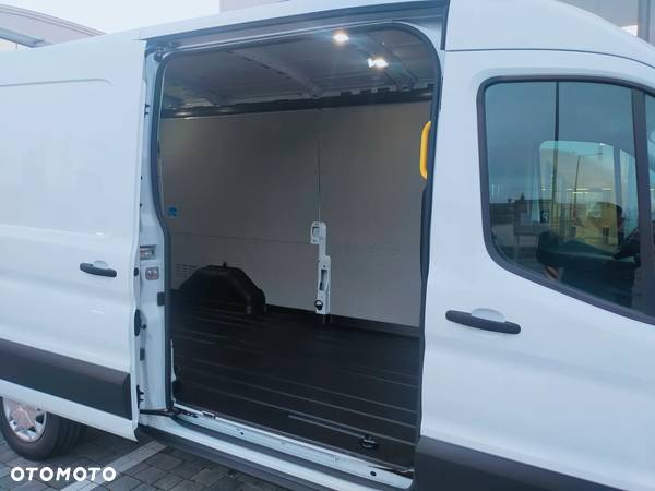 Ford Transit - 3