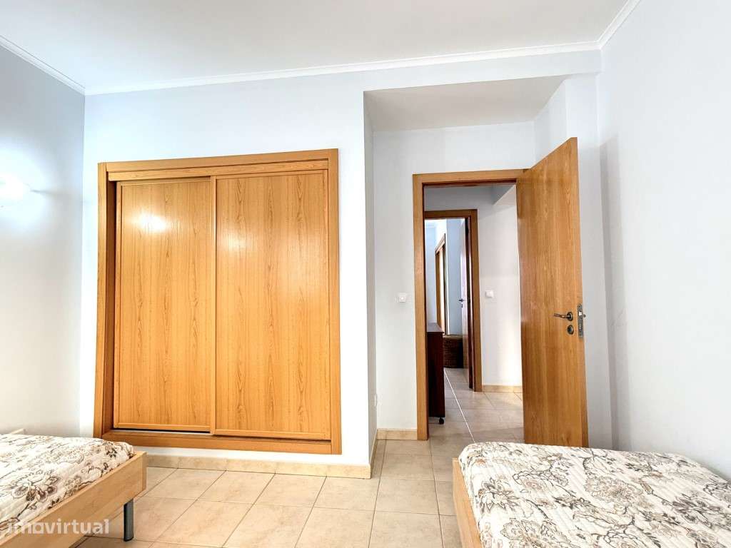 T3 com Terraço de 32 m², Garagem Dupla e Piscina a 300 m da Praia -...-17