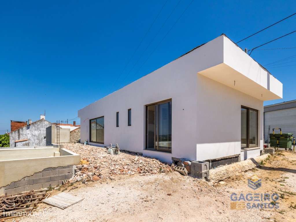 Moradia com piscina a 15 minutos de São Martinho do Porto - Grande imagem: 5/48