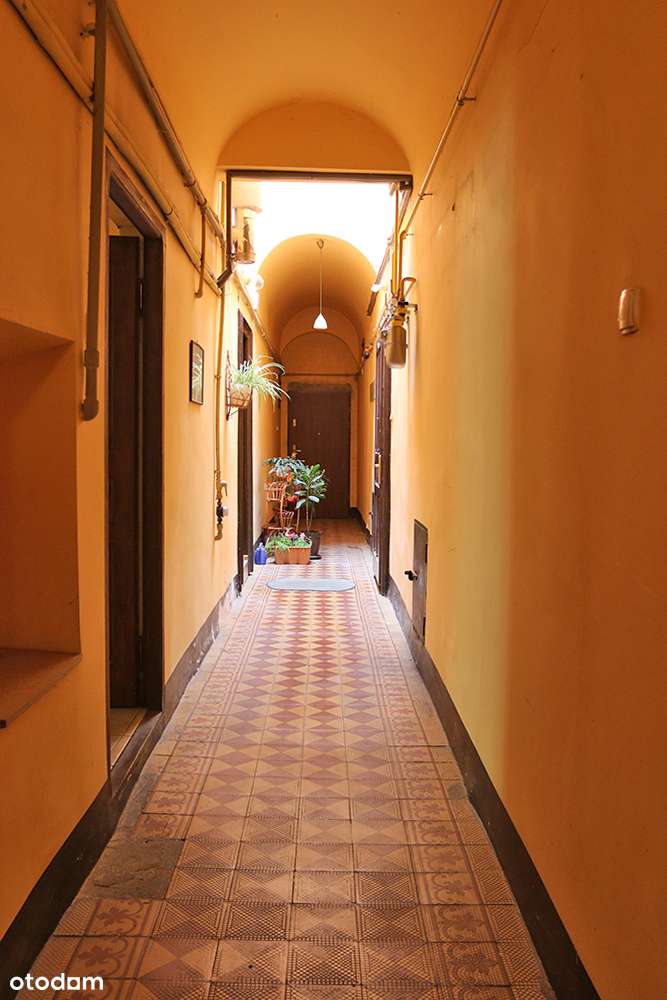 Kamienica inwestycyjna + parking 8 aut - centrum-10