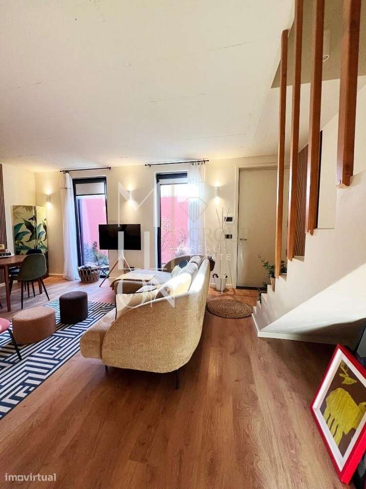 Moradia T3 Triplex com jardim privativo em condomínio fechado na Baixa - Grande imagem: 5/38