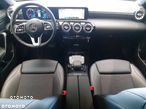 Mercedes-Benz CLA 180 Progressive 7G-DCT - 15