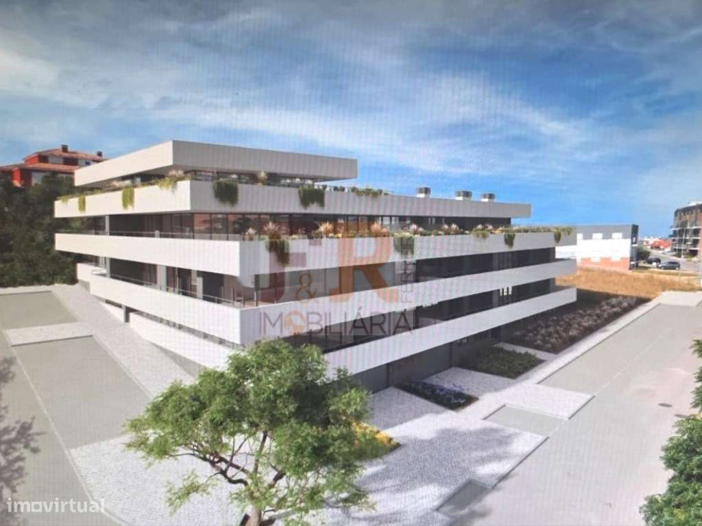 LUXO! Apartamento T2 com Parqueamento Sesimbra-13
