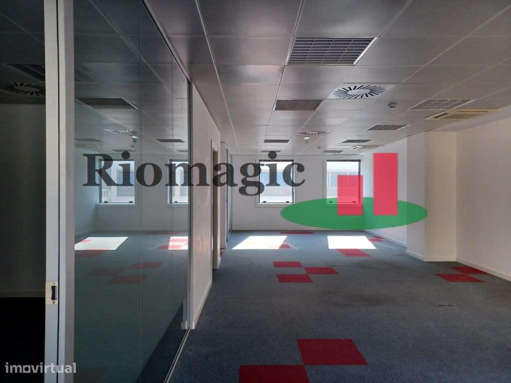 Escritórios - Avenida da Liberdade / Lisboa - Grande imagem: 3/6