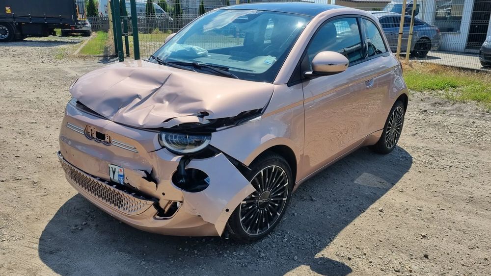 Fiat 500 42 kWh La Prima 2022