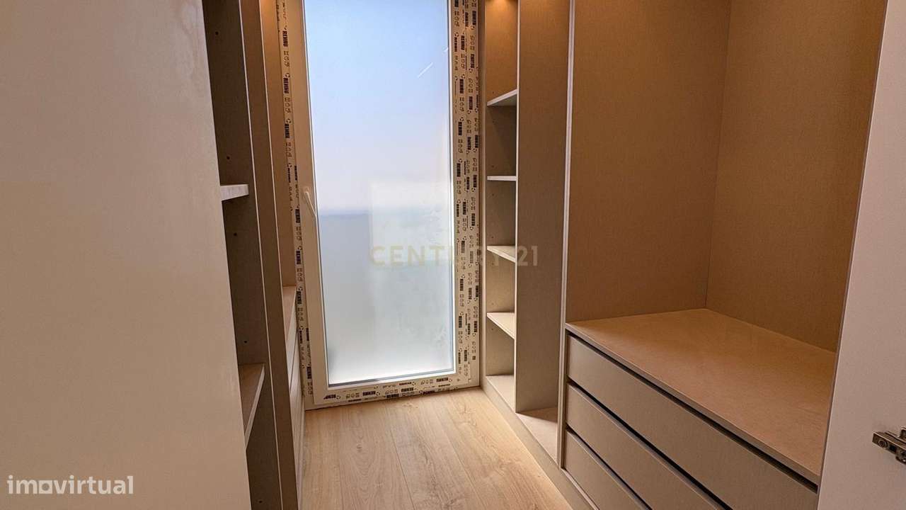 Moradia independente à venda em Famões, Odivelas-37