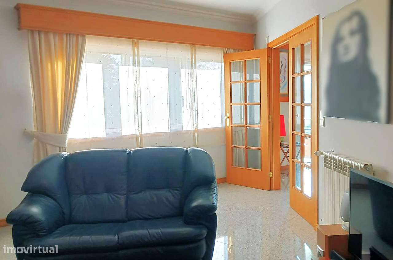 Moradia T3 com Suite, Garagem e Salão de Convívio em Alfena, Valongo-6