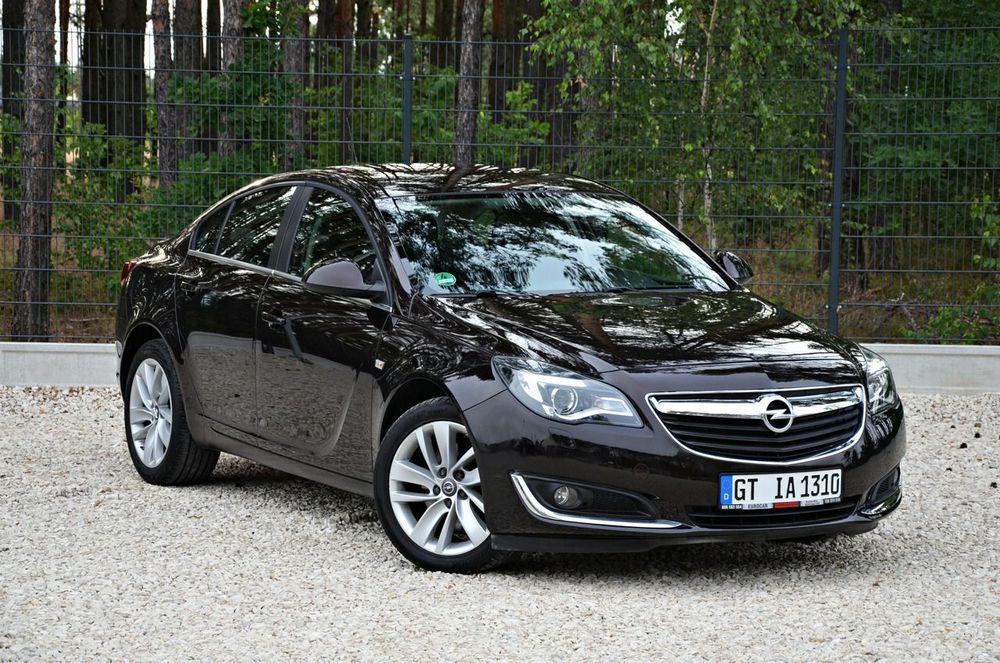 Opel Insignia A (2008-2017) 2.0 CDTI automatik Sport 2015