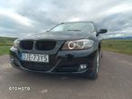 BMW Seria 3 318d DPF Touring - 3