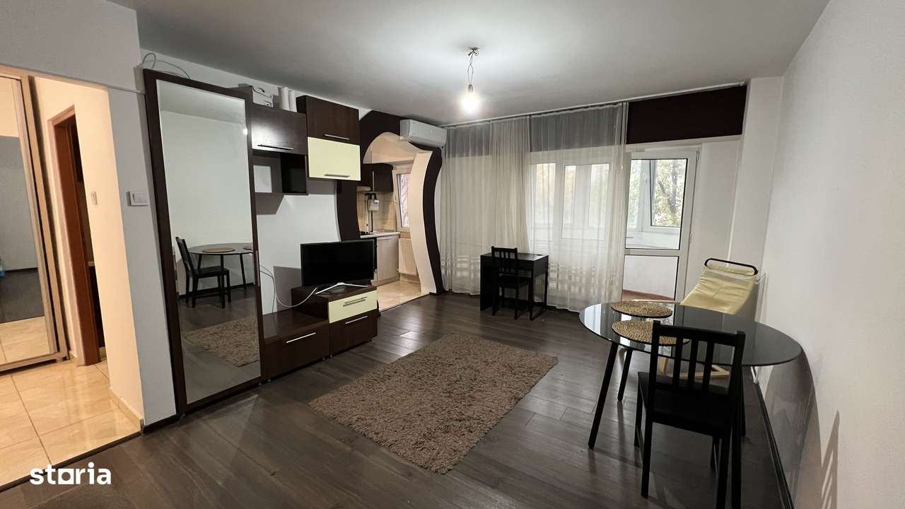 Garsoniera decomandata bloc 1986 Lujerului, Militari-0