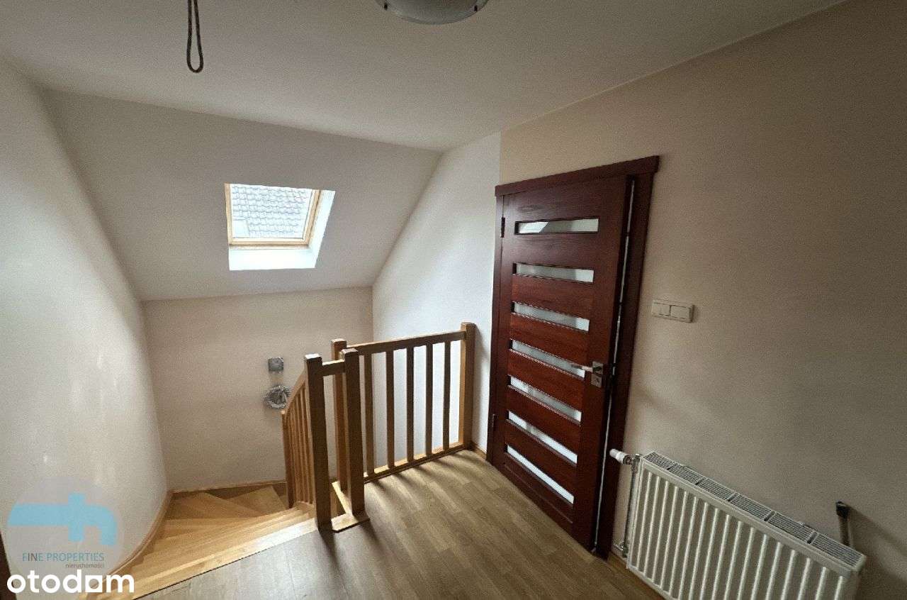 Pól bliźniaka oddzielony garazem, gotowy do wprowa-13