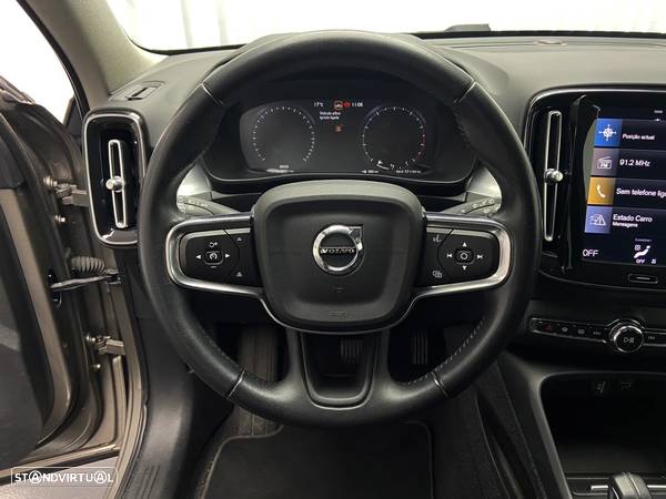 Volvo XC 40 1.5 T3 Momentum Geartronic - 13