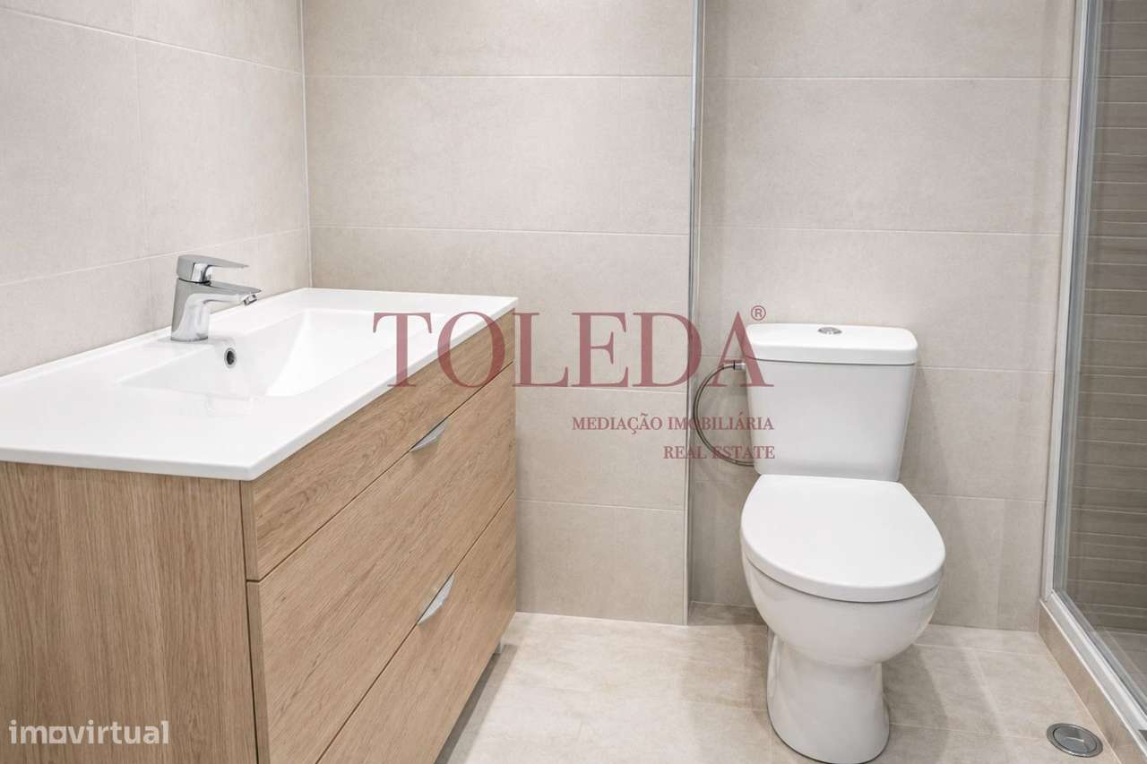 Moradia Isolada T5 com lote de 850m2-17