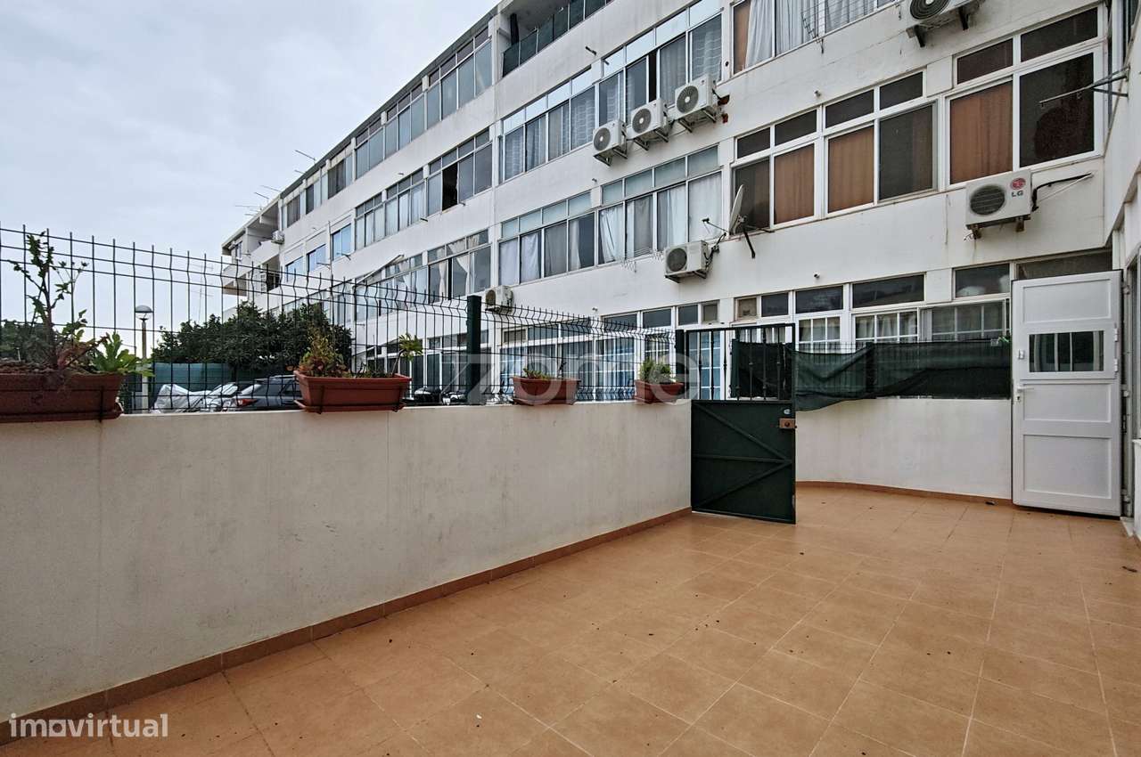 Apartamento T4 Renovado Em Braciais Patacao Faro