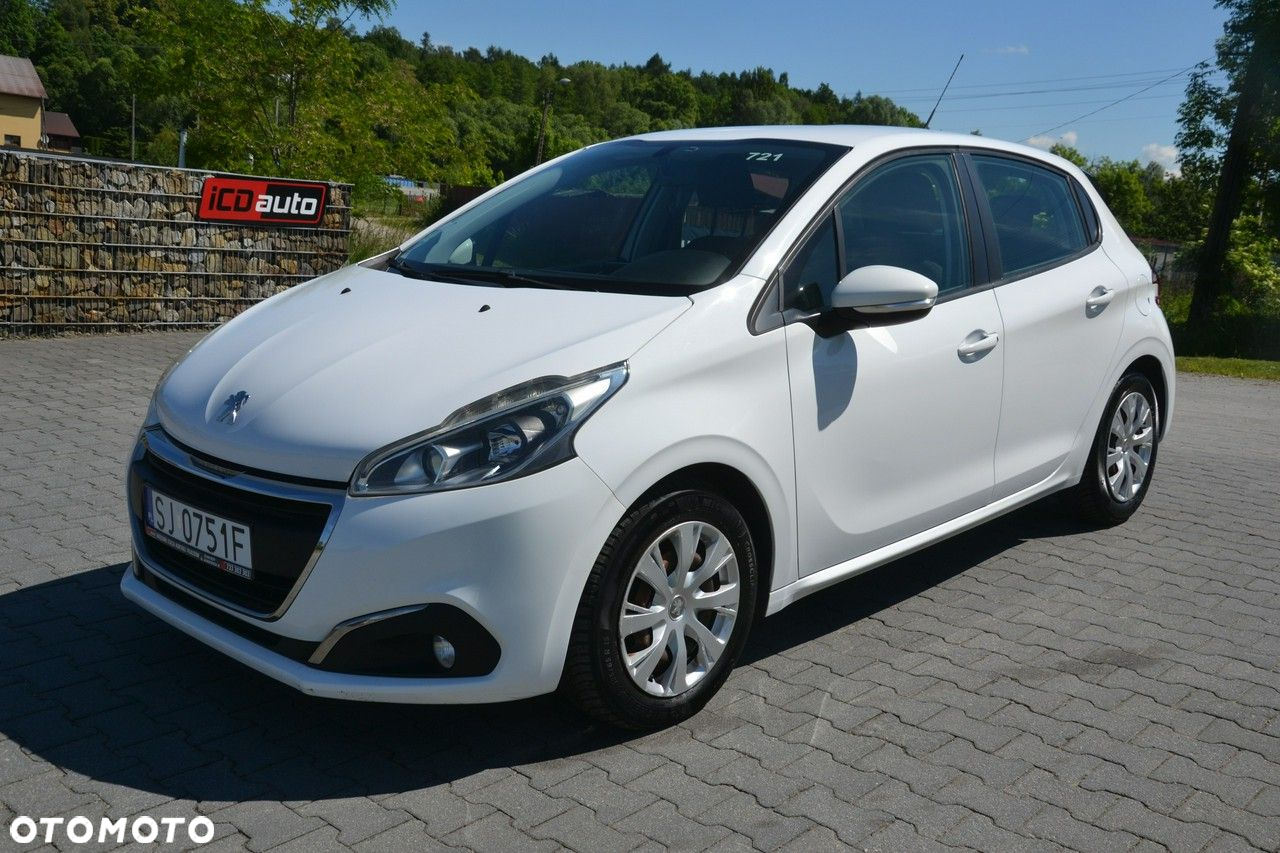 Peugeot 208 - 3