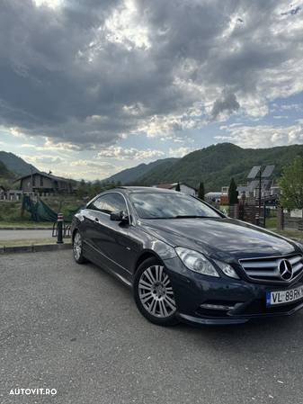 Mercedes-Benz E 350 CDI DPF Coupe BlueEFFICIENCY 7G-TRONIC Avantgarde - 3