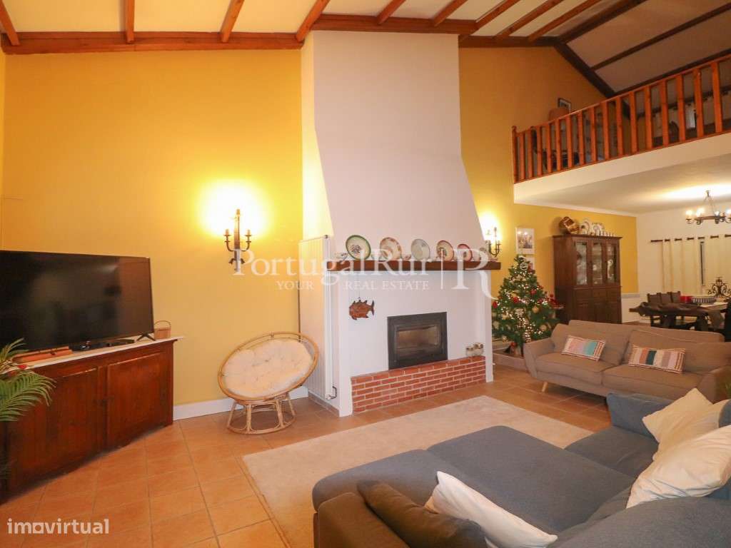 Moradia T5 equipada com quintal no Gavião - Grande imagem: 5/60