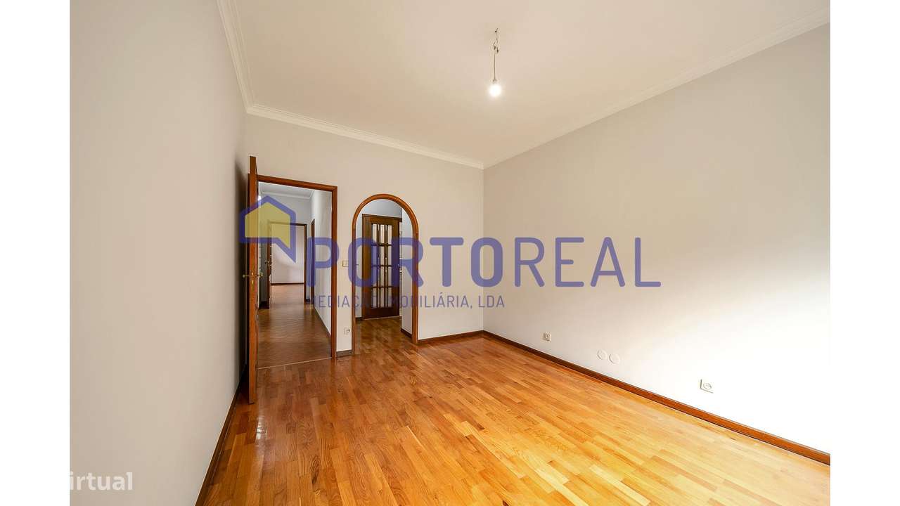 Moradia Isolada perto Praia Granja-19