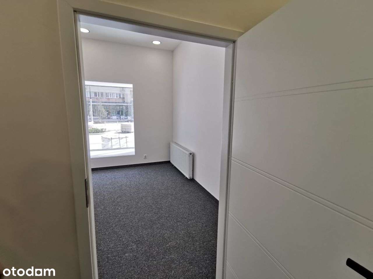 Parter - Dwa lokale handlowo-usługowe w centrum-5