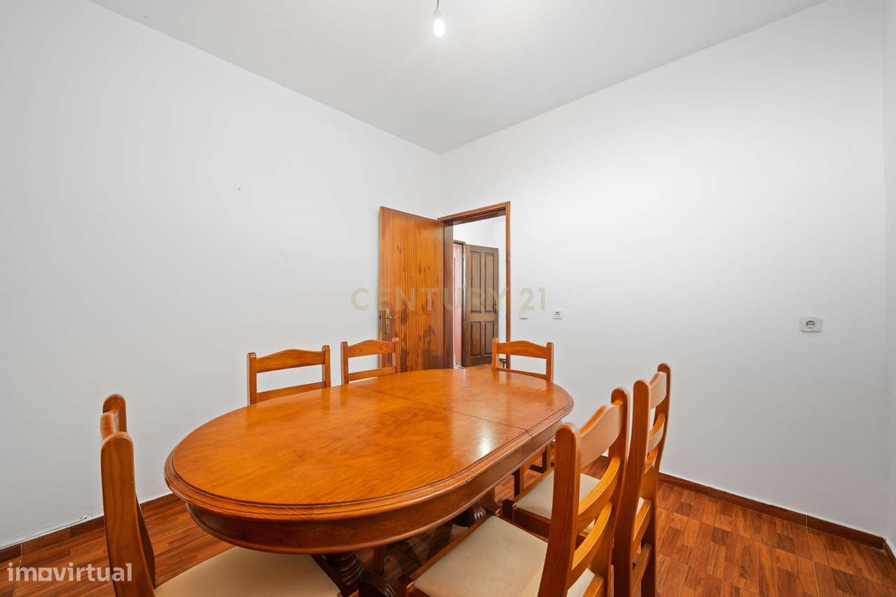 Moradia com Vista para a Montanha - Campanário - Ribeira Brava-7