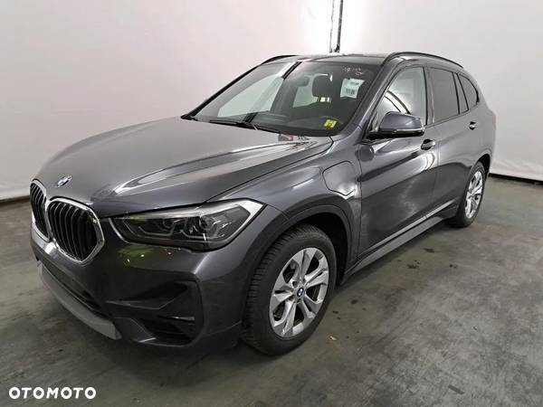 BMW X1 - 1