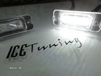 Suporte de lâmpada de matricula com led branco para Mercedes Classe R W251, ML W163, W164, GL X164 - 17