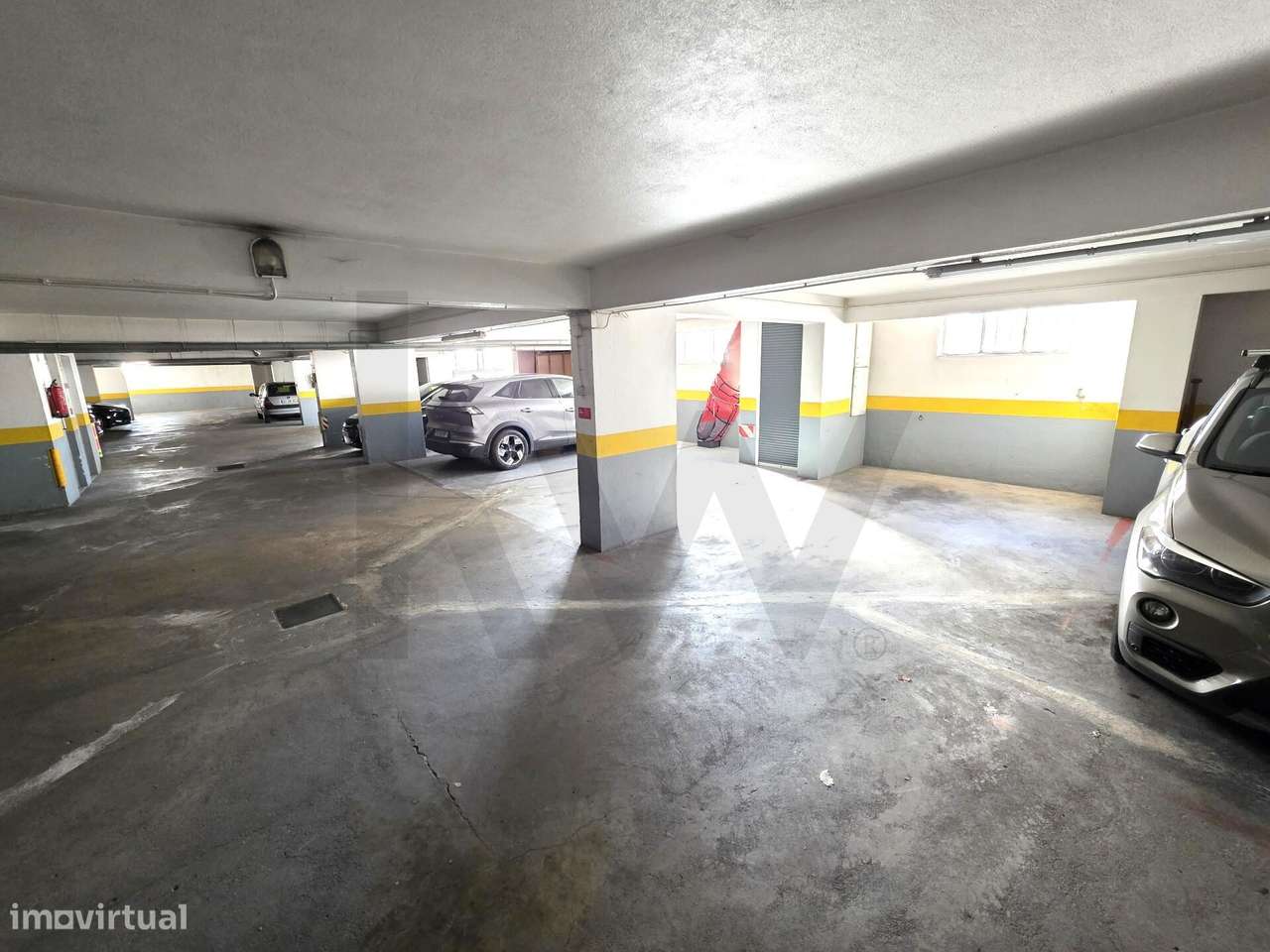 Estoril – Alapraia | Apartamento T2 Luminoso com Garagem Próximo da Pr-13