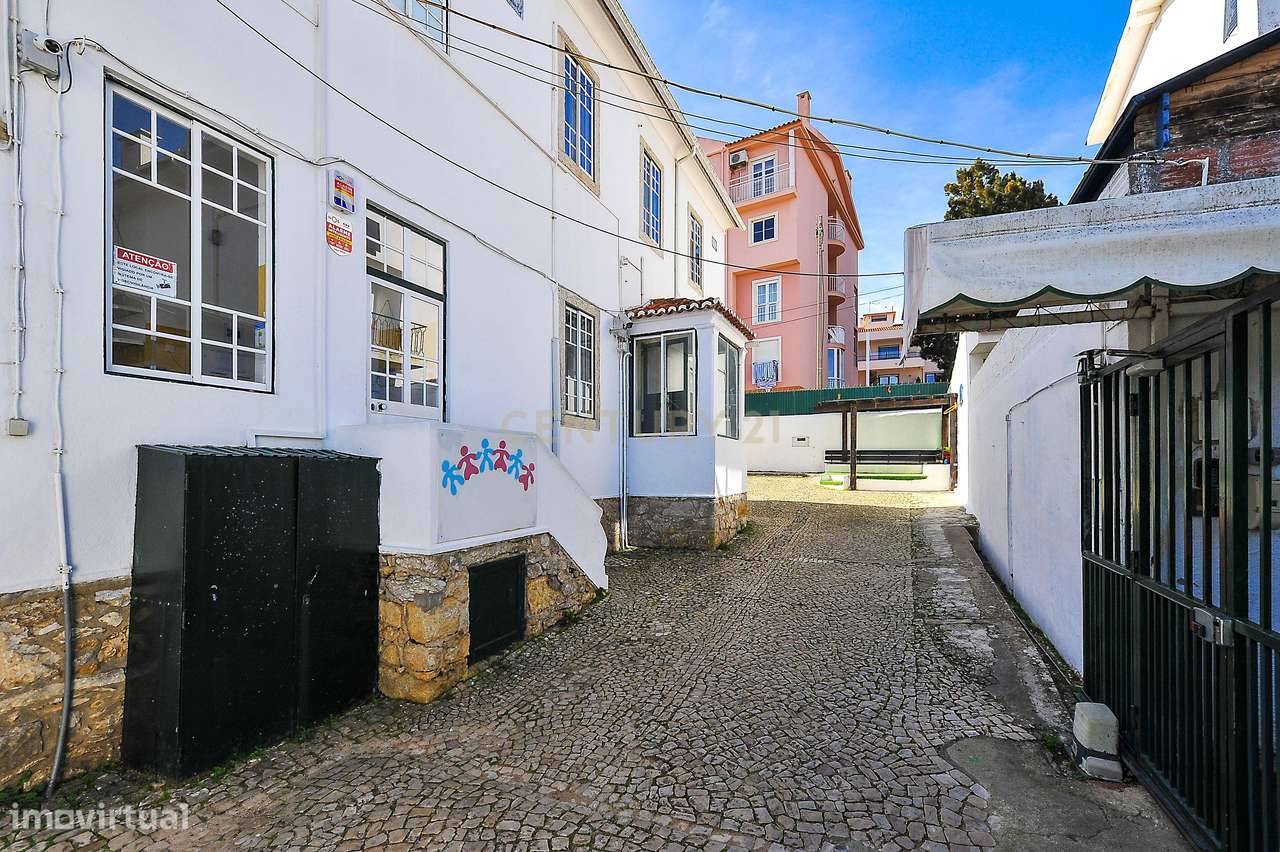 Imóvel com negócio (colégio)– Centro da Parede, Cascais-21