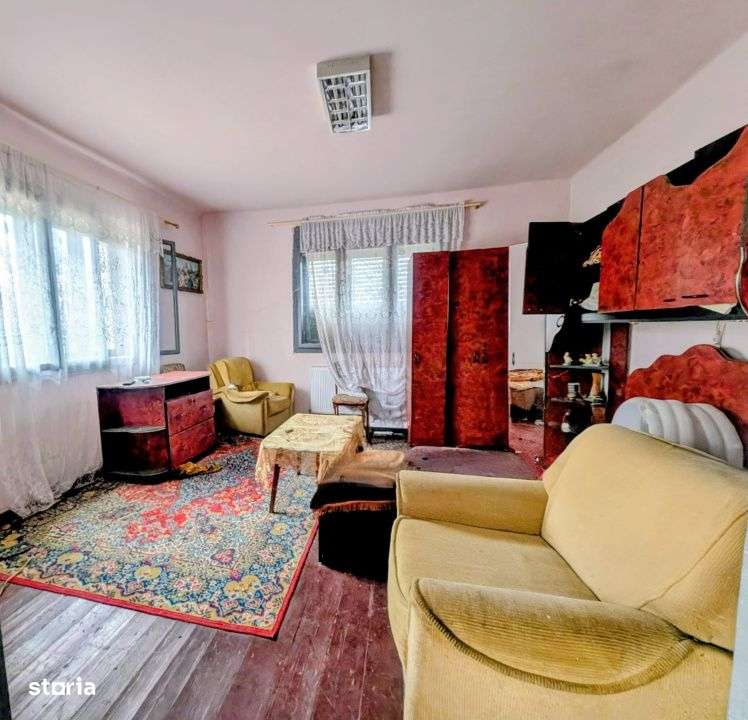 Hala de productie + casa de locuit, cu teren generos - in Hodis, comun-10