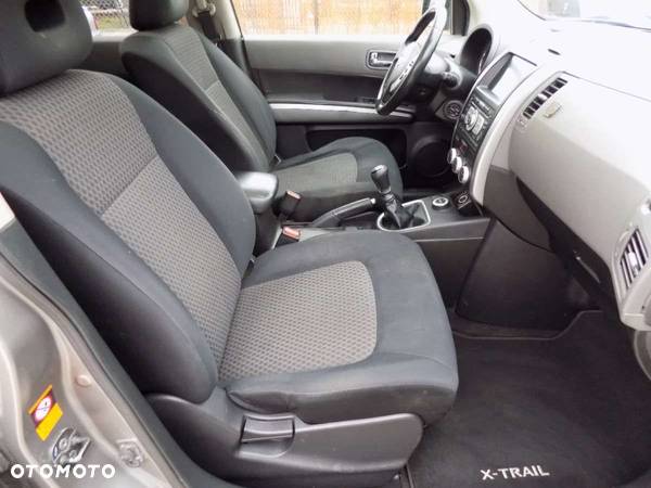 Nissan X-Trail - 10