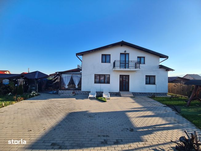 Casa 4 camere, anexe, 500 mp , Magura Farbe, Bacau-7
