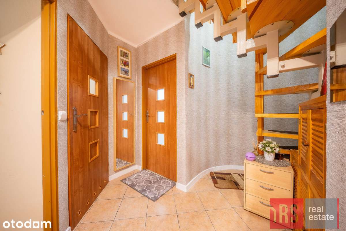 Dwupoziomowe mieszkanie I 3 pokoje I u. Strusia-7