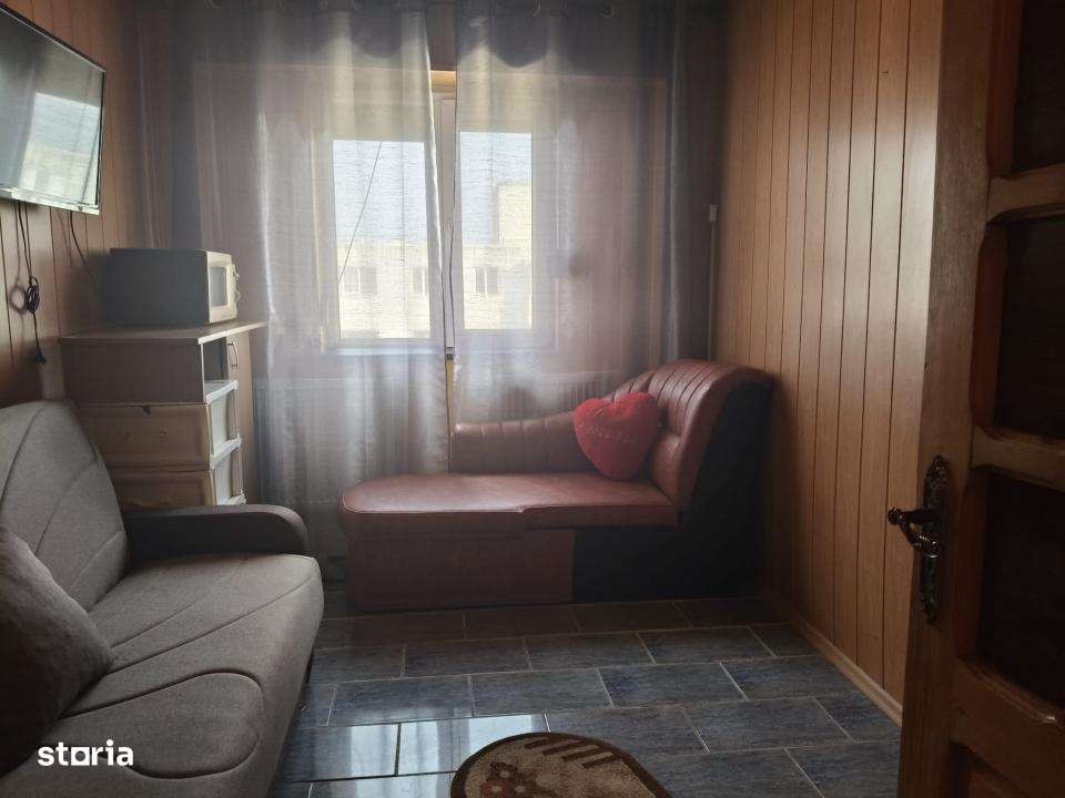 4 camere,  2 balcoane,  Mobilat si Utilat, Viziru 3 - Imagine principală: 3/11