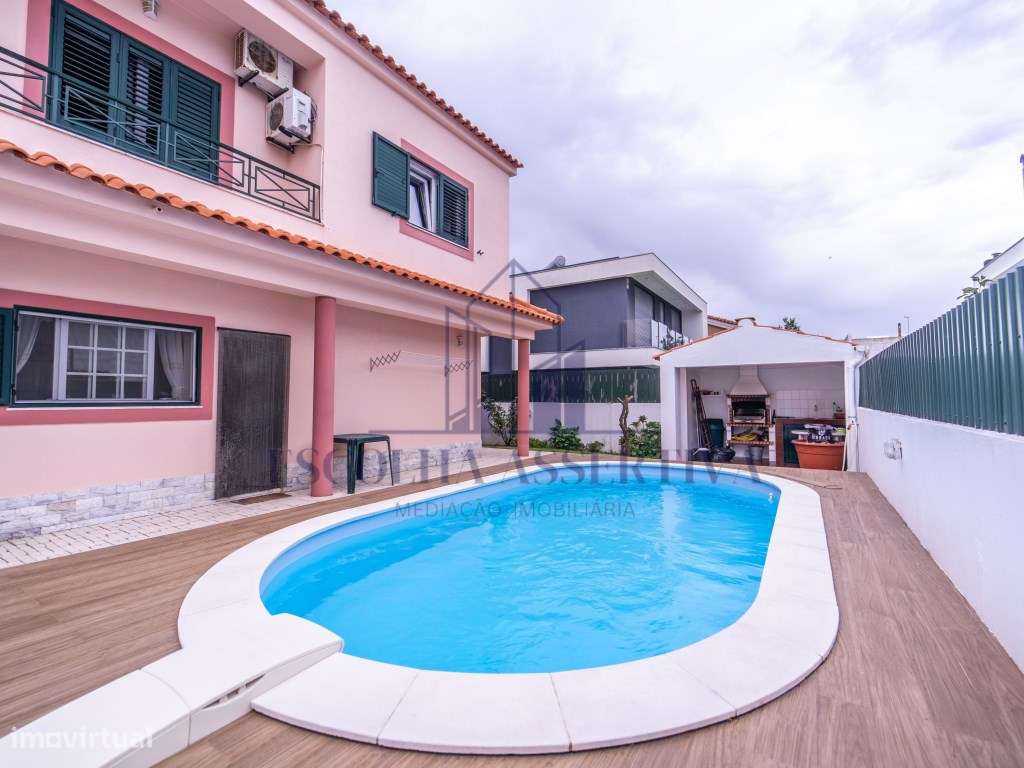 Elegância e Exclusividade na Aroeira - Moradia com Piscina, Jardim ...-58