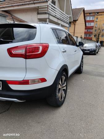 Kia Sportage - 4