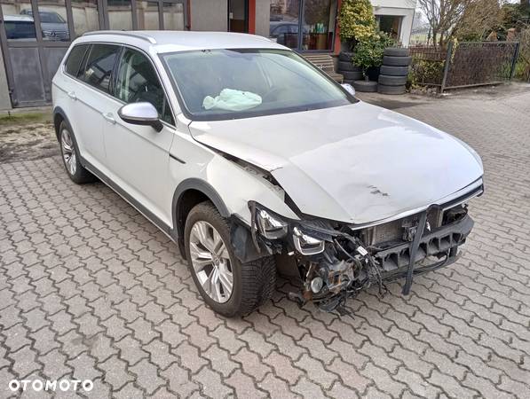 Volkswagen Passat Alltrack 2.0 TDI SCR 4Mot DSG - 1