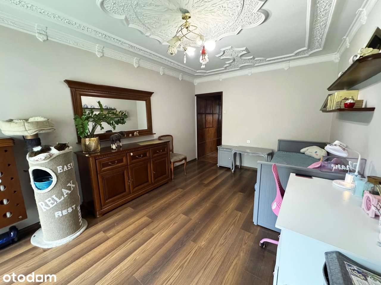 Przestronne trzypokojowe mieszkanie na sprzedaż – ul. Altanowa-1