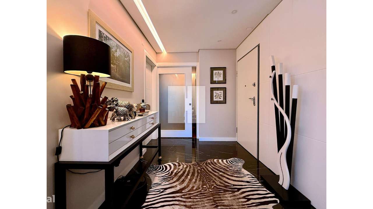 T4 Luxo 239m² em Buarcos-2