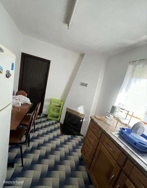 Moradia V3 a 2km de Alijó – Em breve pronta a habitar (Zona Tranquila) - Grande imagem: 5/6