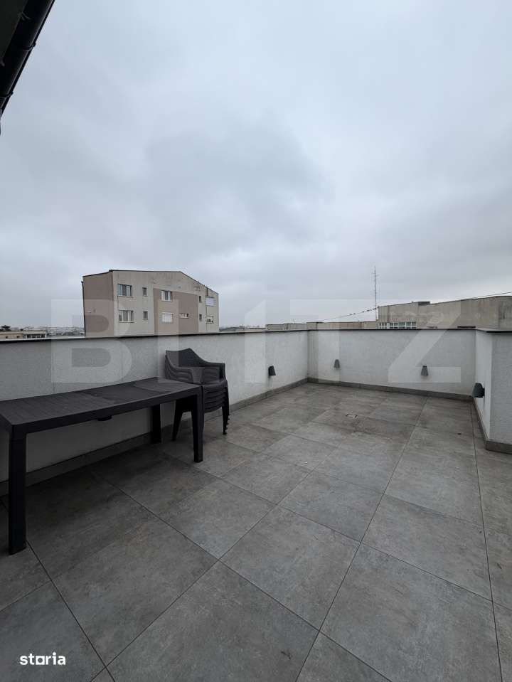 Apartament tip penthouse, 2 camere decomandate, terase panoramice, Rov - Imagine principală: 4/10