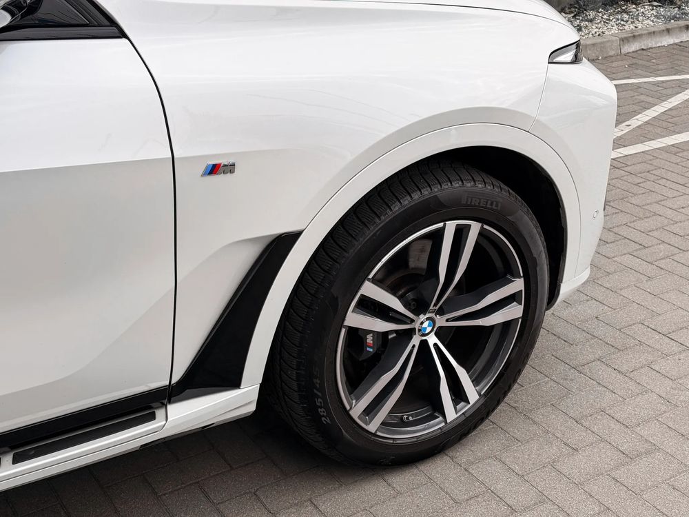 BMW X7 xDrive40d 3.0 Diesel 340 KM — zdjęcie 2