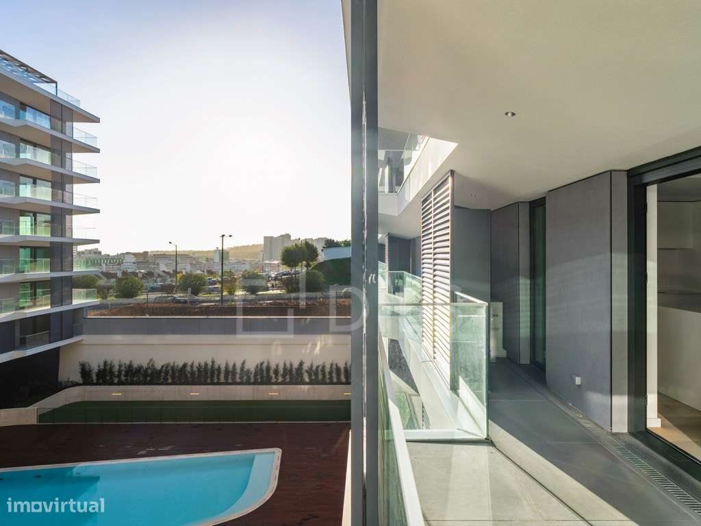 Apartamento T3 com varanda e estacionamento, na praça de Espanha, e... - Grande imagem: 5/30